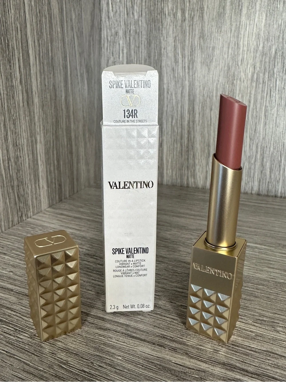Spike Valentino Matte Lipstick 134R Couture in the Streets